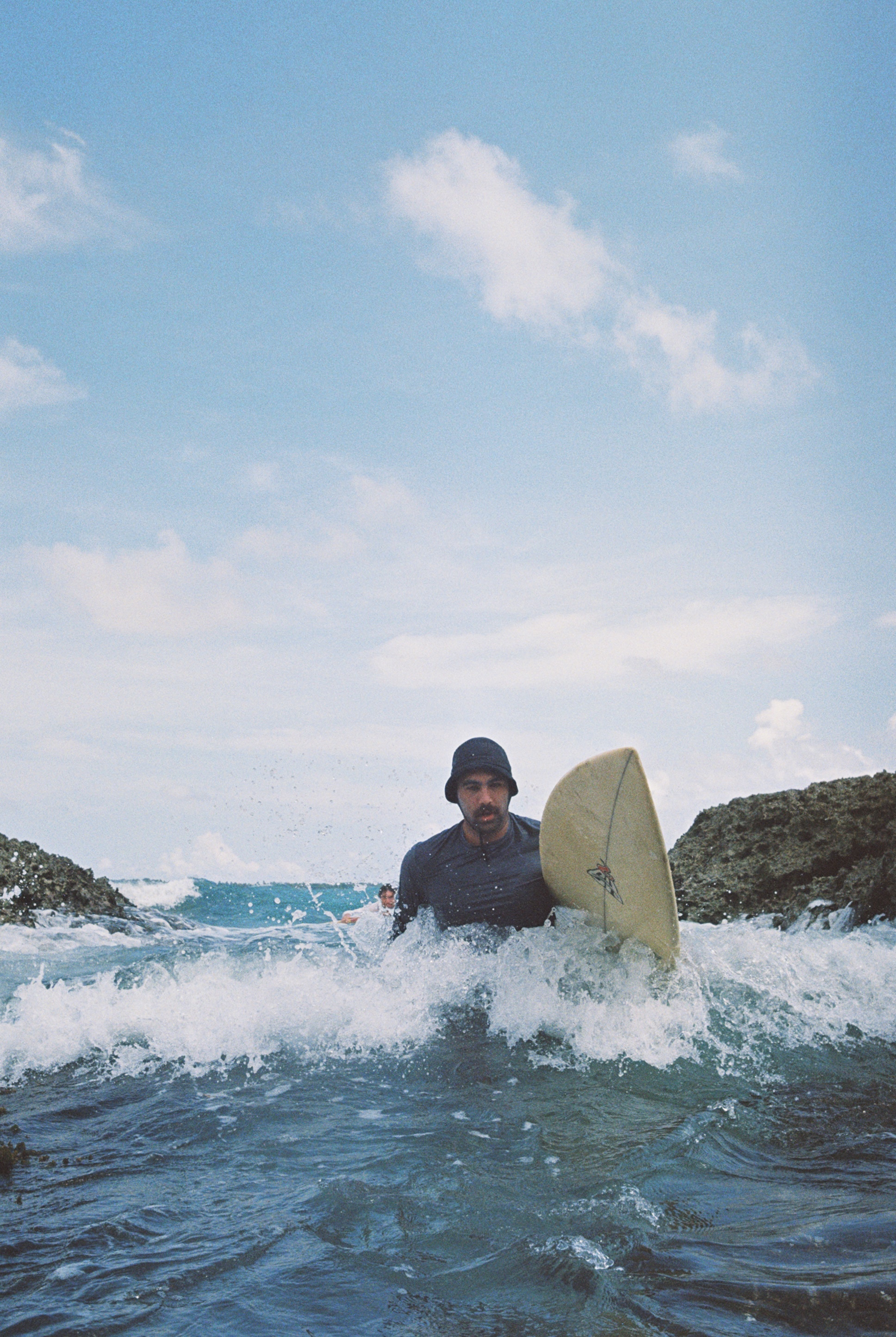 Surfing Photo 16