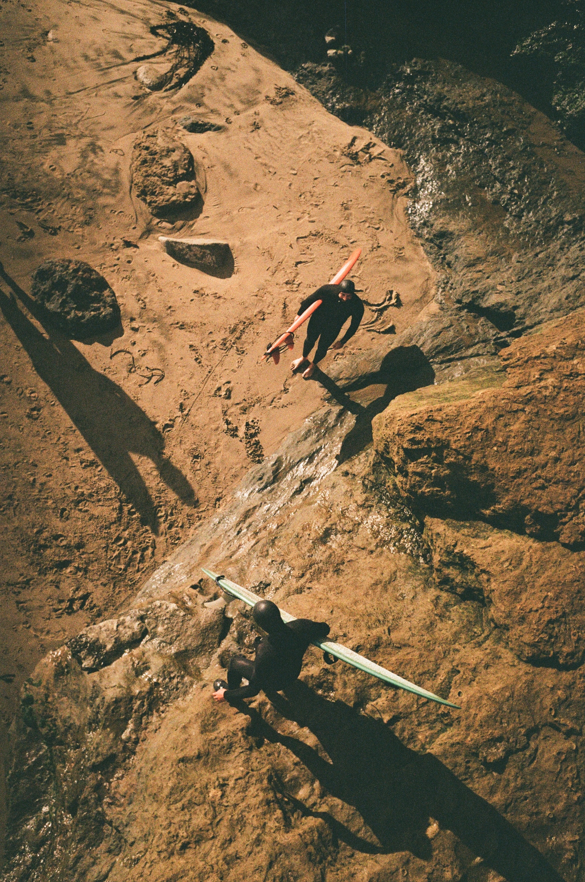Surfing Photo 5.5