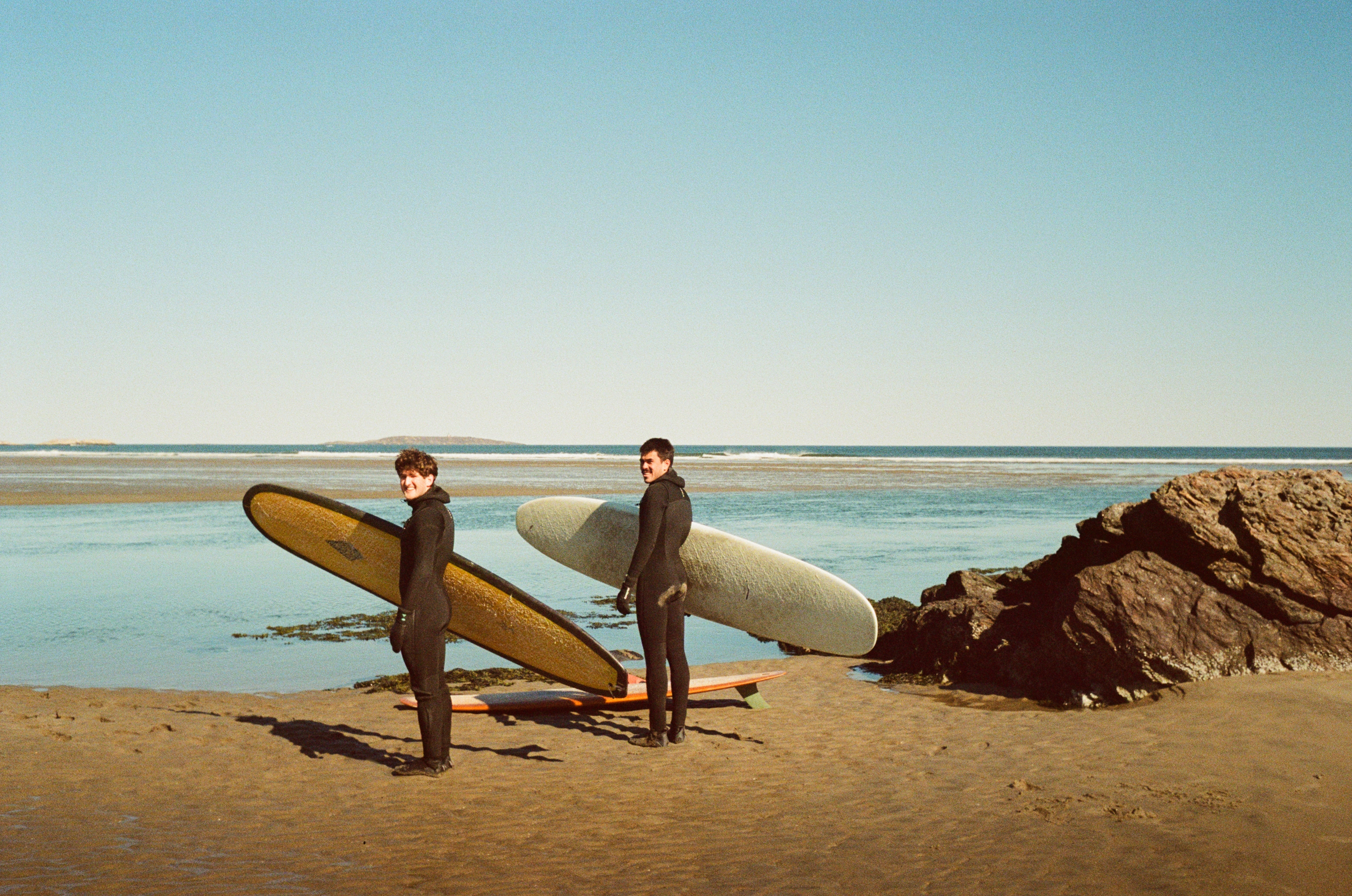 Surfing Photo 26