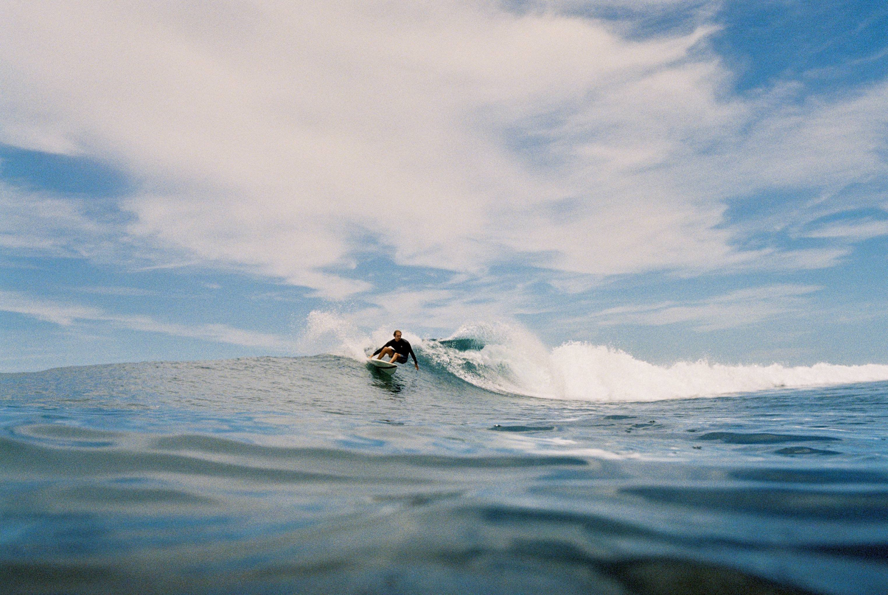 Surfing Photo 17