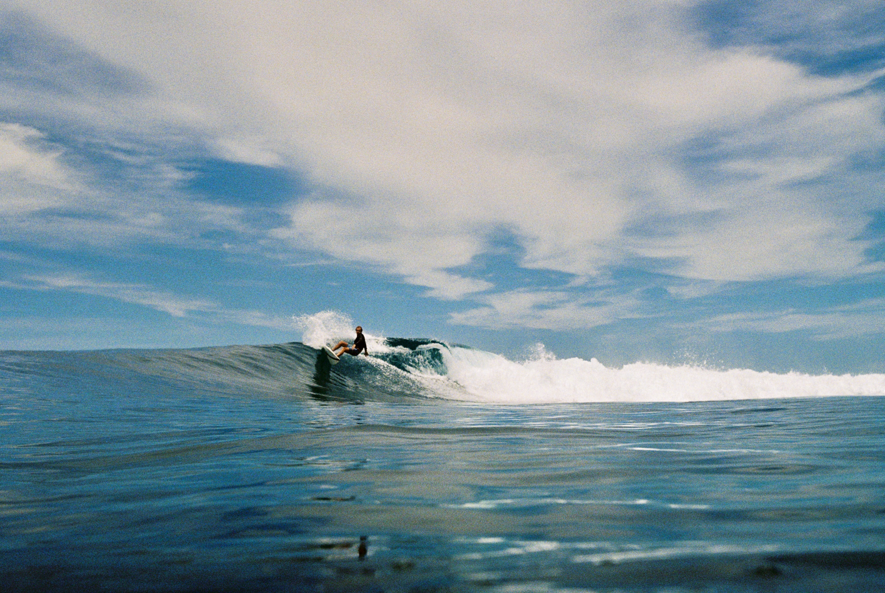 Surfing Photo 19