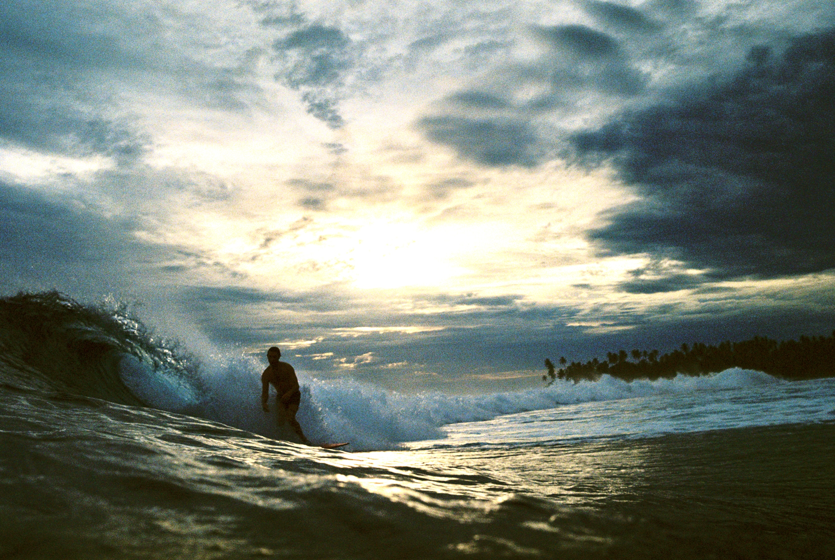 Surfing Photo 20